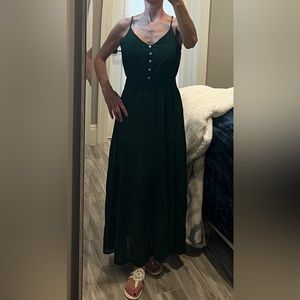 Women’s adjustable strap maxi dress